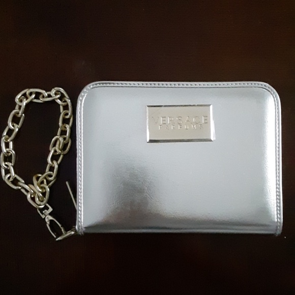 Faux Versace wristlet - Picture 2 of 4